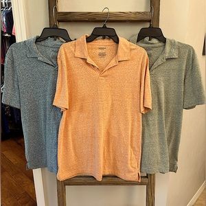 3 polos included. Like new. SIZE Large Men’s.